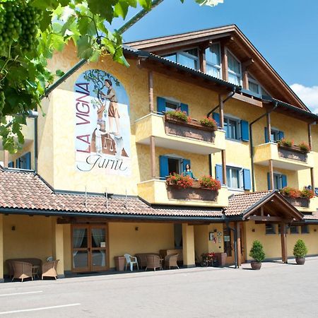 Hotel Garni La Vigna - Adult Friendly San Michele allʼAdige المظهر الخارجي الصورة