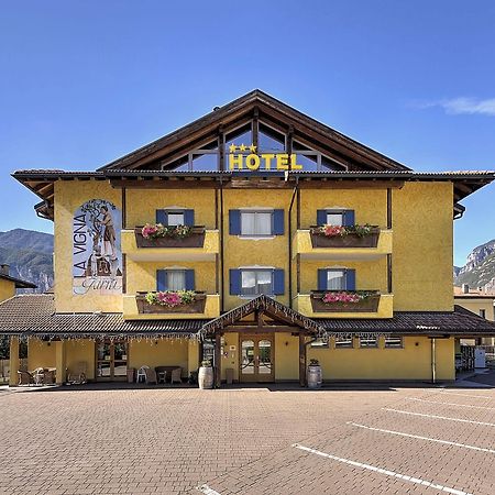 Hotel Garni La Vigna - Adult Friendly San Michele allʼAdige المظهر الخارجي الصورة