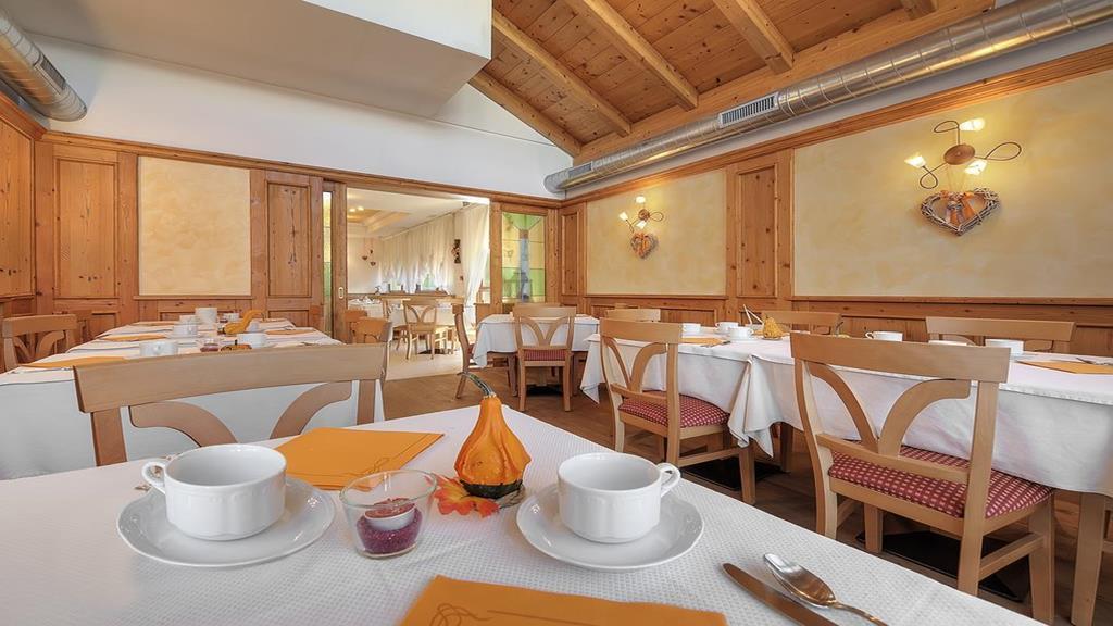 Hotel Garni La Vigna - Adult Friendly San Michele allʼAdige المظهر الخارجي الصورة
