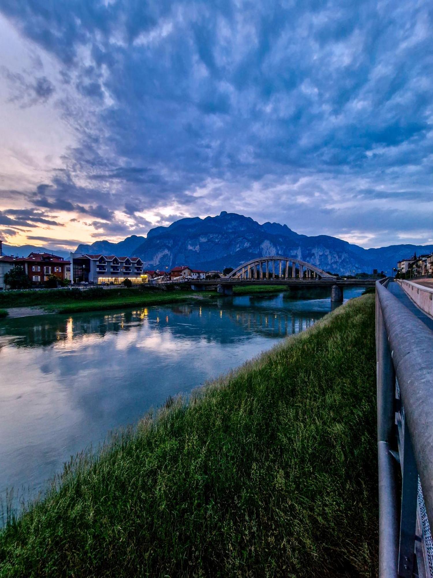 Hotel Garni La Vigna - Adult Friendly San Michele allʼAdige المظهر الخارجي الصورة