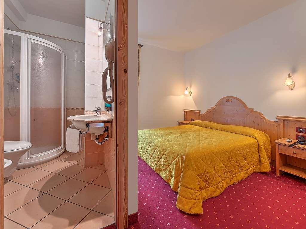 Hotel Garni La Vigna - Adult Friendly San Michele allʼAdige الغرفة الصورة